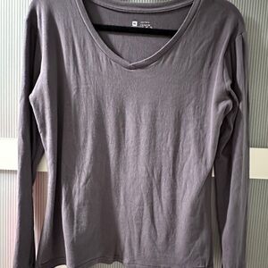Women's V-Neck Long Sleeve Top - Gray